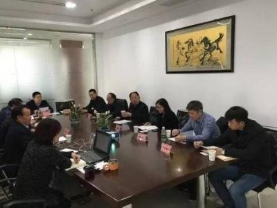 溶剂涂料将消逝 水性涂料获全面推广：省建设厅科技发展中心召开专家评审座谈会