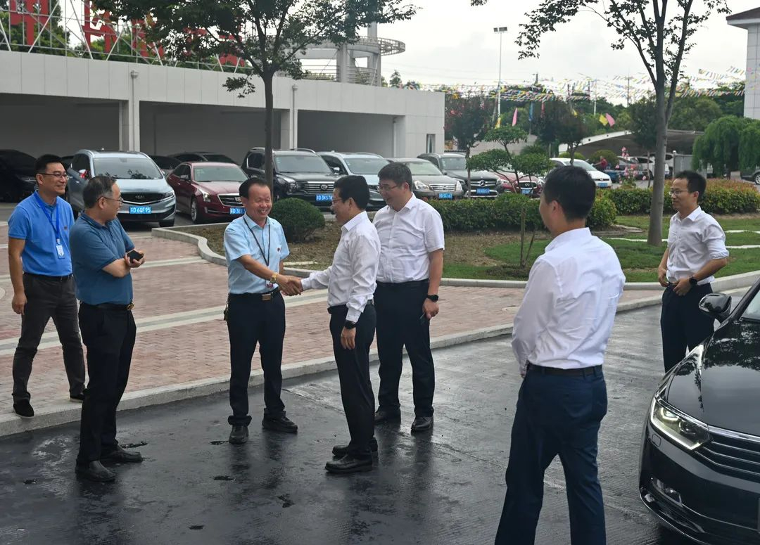 武进区区长陈志良一行莅临beats365(中国区)-唯一官方网站集团参观指导！